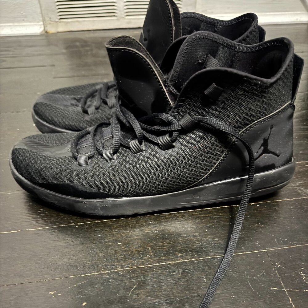 The Jordan Reveal 'Triple Black'